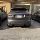جاكوار F-Pace 2018