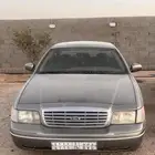 فورد فكتوريا 2004