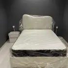 سرير ومرتبة جديد على الشرط مقاس 1 50 في 2.00