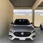 للبيع سيارة ام جي zs 2022
