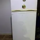 ثلاجه نضيفه للبيع