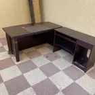 طاوله مكتبيه قطعتين للبيع