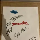 لوحه موقع عليه بعض من أعضاء باور