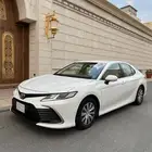للبيع كامري LE 2022 شبه الجديده