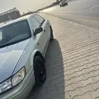 كامري للبيع قير عادي