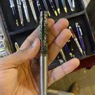 اقلام وساعات