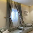 كنب نظيف ثلاث قطع مع الستاره