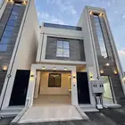 للبيع بأحد رفيده دور تمليك أرضي 6 غرف بمدخل سياره تشطيب vip