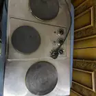 بتغاز سطحي كهربا ثلاثه عيون