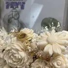 صورتك مع ورد لايذبل وعطر فواح يدوم