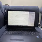 جهاز كمبيوتر محمول (لابتوب) من نوع HP.