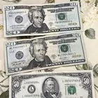 عملات ورقية سعودية و أمريكية قديمة