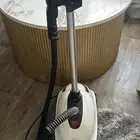 مكواة هوائية نطيف