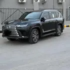 للبيع لكزس 2022 بي بي اسود سعودي