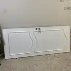 باب سليم باللون الابيض