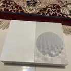 اكس بوكس ون اس مع يده لا يجي الا صامل