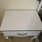 كمادينه طاوله للسرير