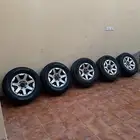 للبيع 5 جنوط اف جي fj 2014 اصلي وكاله
