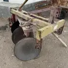 معدات زراعيه دسك حراثه 3 اقراص