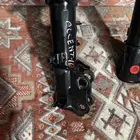 مساعدات مع كراسي ويايات اكسنت