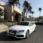 اودي A7 ابيض
