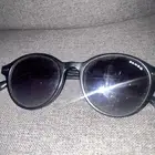 السوم يبدا من 50 مشكلتها انها مايله بشكل بسيط جدا