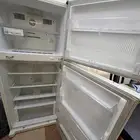 ثلاجه نظيفه