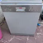 غسالة صحون وثلاجة