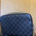 شنطة اصلية لوي فيتون