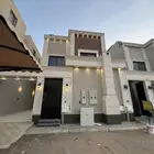 دور علوي للبيع حي الرمال 810 000