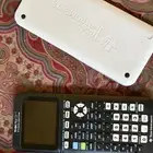 حاسبة TI-84 Plus CE-T (Python Edition) للبيع
