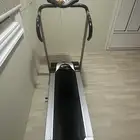 جهاز مشي نظيف جدا  للبيع