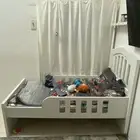 سرير اطفال