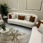 كنب مع الطاولات وملحقاتها