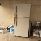 ثلاجه للبيع