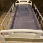 سرير طبي كهربائي