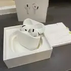 سماعة ابل ايربود آخر إصدار الرابع 4 بحالة الجديده الأصلي