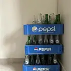 علب بيبسي