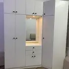 دولاب ملابس زاويه مع تسريحه
