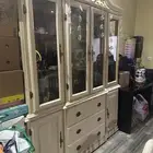 طاوله طعام مع دولاب