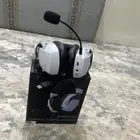 السماعه بلوتوث نضيفه بس بها عيب واحد انها تعلق ب اليد احيان