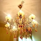 ثريا كريستال نظيفة