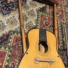 سمسميه للبيع على شكل قيتار