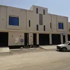 بالمزاحميه دور علوي ويوجد ارضي