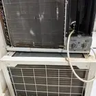 للبيع مكيفات اثنين واحد يباني والثاني أمريكي على الشرط