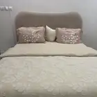 سرير شبه جديد