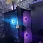 PC GAMING للبيع بي سي