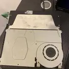 سوني 4 بدون يد مدون اي شي قابل للبدل على السوم