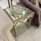 طاولات للبيع جميلة