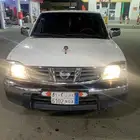 للبيع دتسن 2011